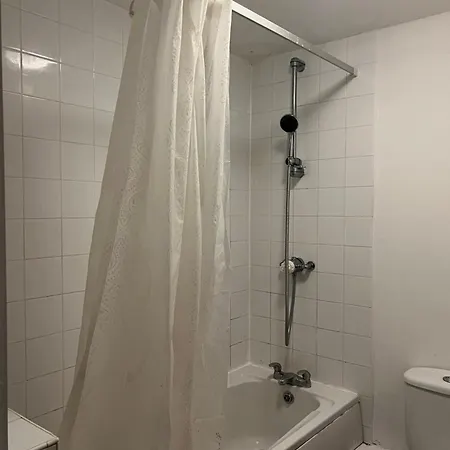 Studio Apartment *