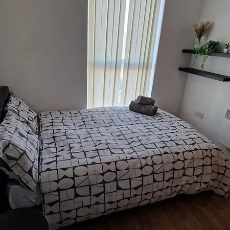 Two Bed In Sportscity