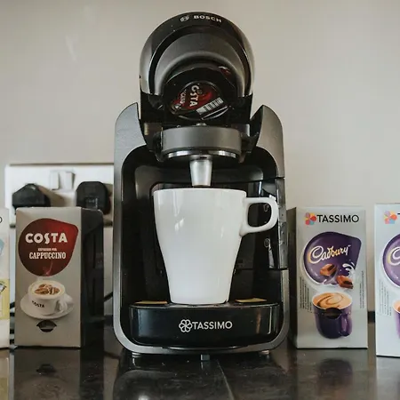 Deluxe Duplex W/ Balcony & Views - Pool Table Manchester