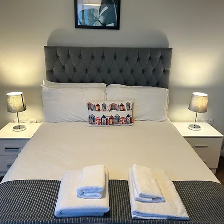 Adelphi Wharf By Beehosting Apartment *