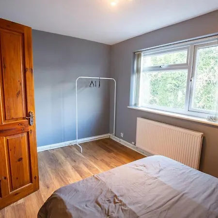 Entire 1 Bedroom House In