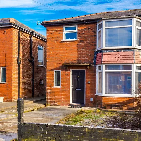 Spacious 3 Bedroom House Close To Etihad Dom wakacyjny