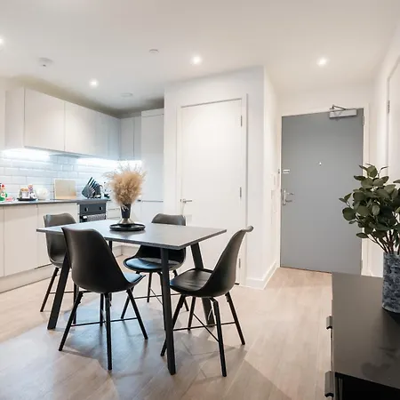 Morden 2 Bed - Old Trafford Mánchester