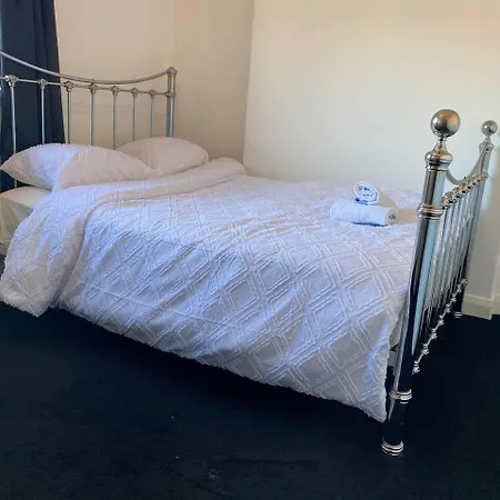 The Gold- Away From Holiday home