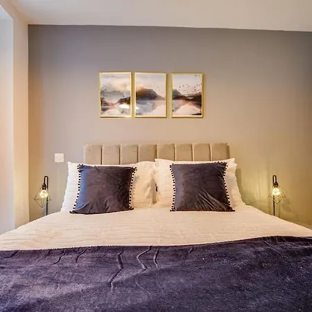 Cozy Escape In Centre Apartment *
