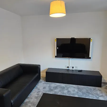 2 Bed House In Manchesrer Сasa de vacaciones