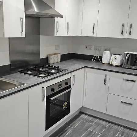 2 Bed House In Manchesrer * Mánchester