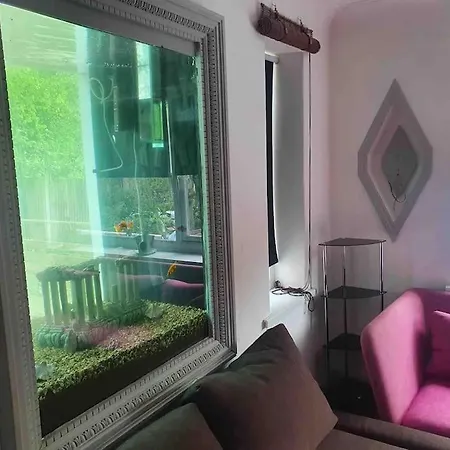 Amazing Flat In The Middle Of The Golf Course Apartment Manchester
