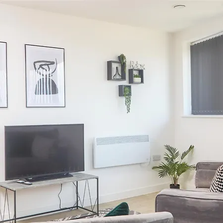 The Salford Quay, Warm & Beautiful With Hyper Fast Wifi & Great Views! Manchester