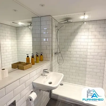 Apartment Gorgeous 1 Bed - Historic Building In *