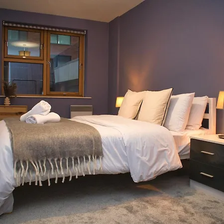 Apartment Spacious Centre - Free Parking - Ao Arena *