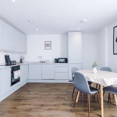 Apartment Hilltop Serviced - Salford Quays