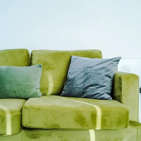 Hilltop Serviced - Salford Quays Apartment