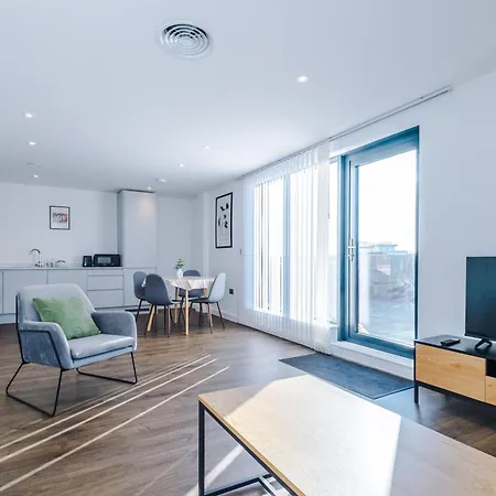 Apartment Hilltop Serviced - Salford Quays