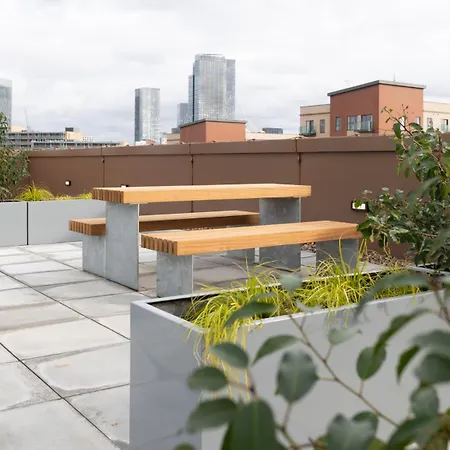 Hilltop Serviced - Salford Quays * Manchester