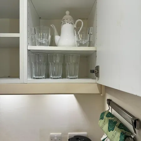 Didsbury Gem ! Free Onsite Parking ! Stylish & * Manchester