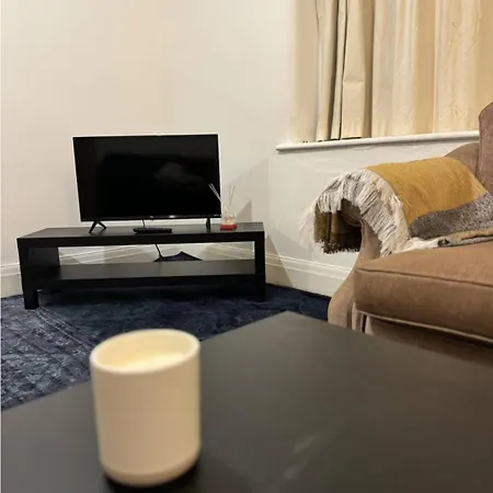 Didsbury Gem ! Free Onsite Parking ! Stylish & Manchester