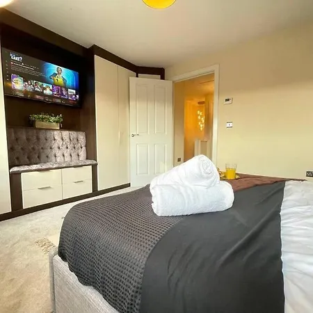 Stylish In Vibrant Salford, Manchester! Appartamento Manchester