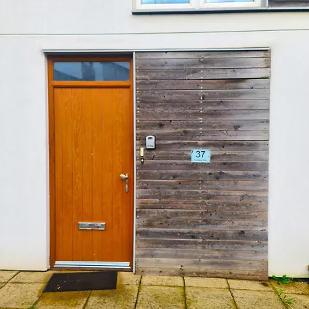 3 Bed House Etihad Ferienhaus