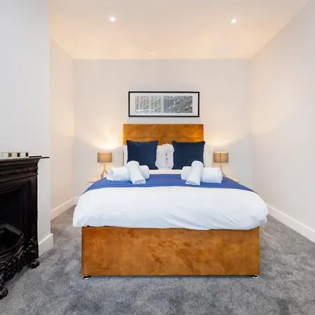 Hassle-free & Handsome Brand-new 3-bed 公寓