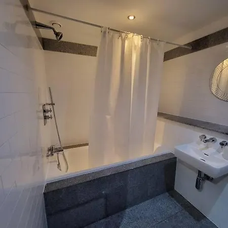 Striking 1 Bedroom Appartement Manchester