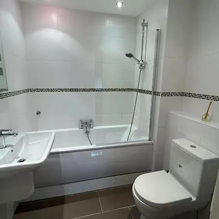 Fantastic 2 Bedroom Apartmán *