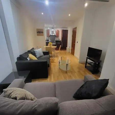 Fantastic 2 Bedroom Apartmán Manchester