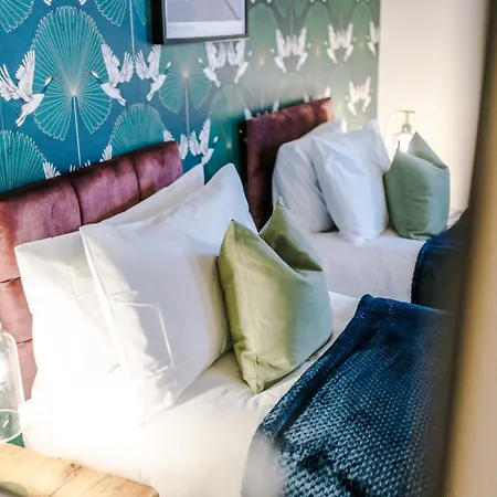 Holiday home Beautiful House Near Etihad With Free Wifi & Parking- Sleeps 6 By Purestay