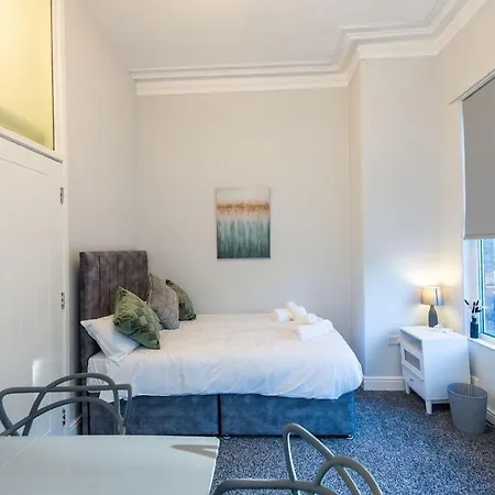 Benoit Lejlighed Manchester