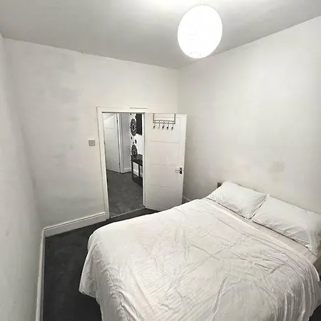 Amber Apartment *