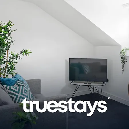 New 5 Sarah House By Truestays - 2 Bedroom - Free Parking Apartment Manchester