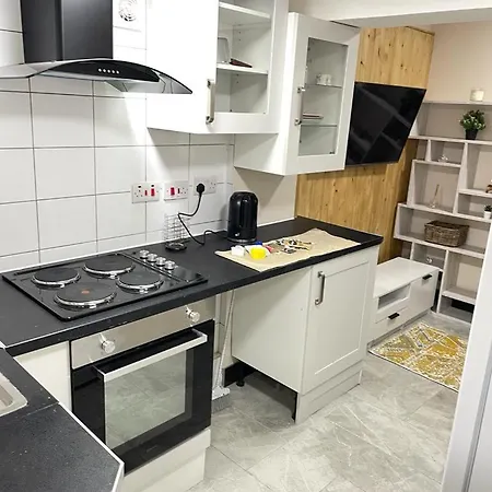 Airstaybnb Apartment Manchester