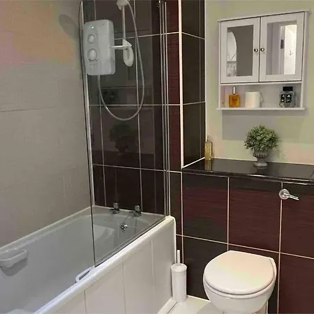 Apartment Cosy & Sweet, 1bd Spacious By Media City *
