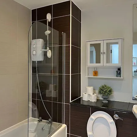 Apartment Cosy & Sweet, 1bd Spacious By Media City Manchester