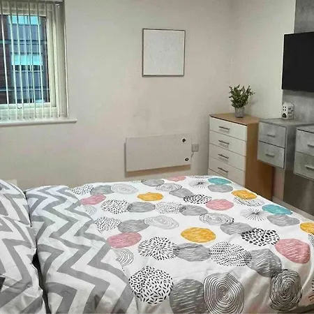 Cosy & Sweet, 1bd Spacious By Media City Apartment *