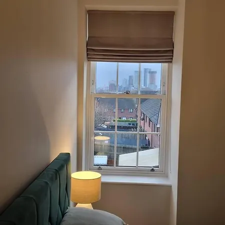 아파트 20 Min Walk From Centre *