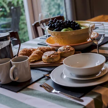 Pass The Keys Spacious 5bed House In South Holiday home Manchester