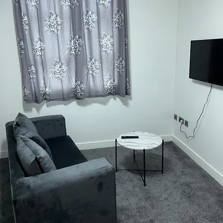 Lovely 1 Bed In Salford Apartment Manchester