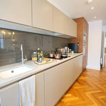 Pass The Keys 3x King Bed 5 Min Deansgate Station Apartment *