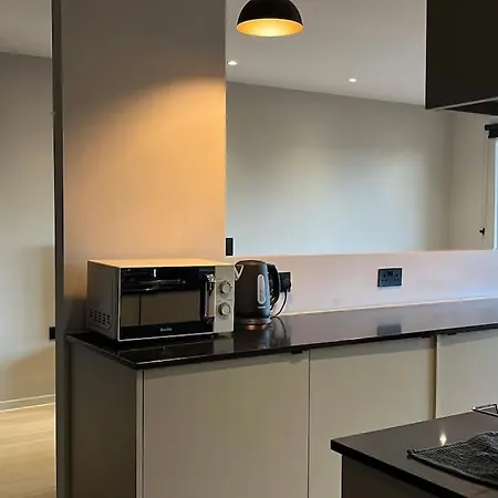 Apartment Spacious 2 Bed Modern