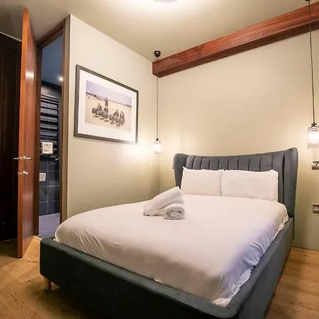 Hammock Heights! Hot Tub,private Garage,citycentre * Mánchester