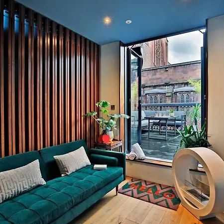 Hammock Heights! Hot Tub,private Garage,citycentre Manchester