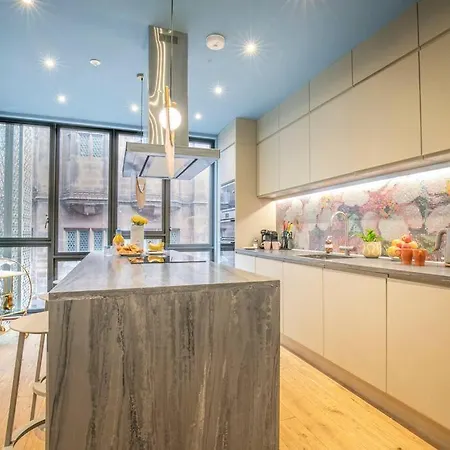 Hammock Heights! Hot Tub,private Garage,citycentre *