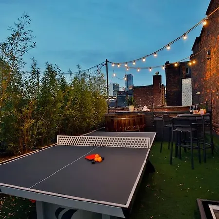 Апартаменты Hammock Heights! Hot Tub,private Garage,citycentre Манчестер