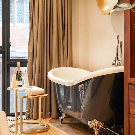 Hammock Heights! Hot Tub,private Garage,citycentre *