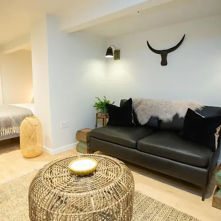 Chorlton Stylish & Roof Terrace *