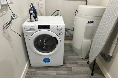 Large 2 Bed With Balcony And Sofa Bed Sleeps 6 Apartament Manchester