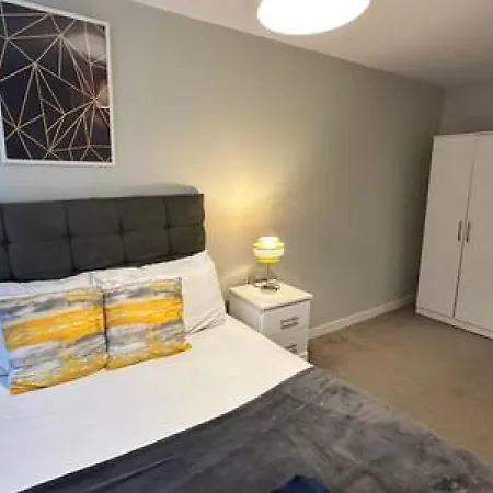Cosy 1 Bed Sleeps 2