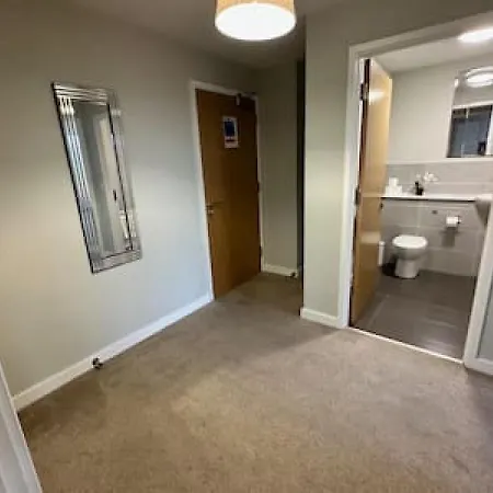 Lovely 1 Bed Sleeps 2 Manchester