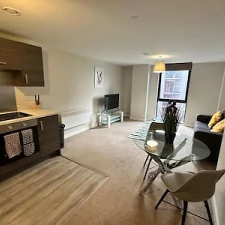 Fab 1 Bed In Sleeps 2 Апартаменты *